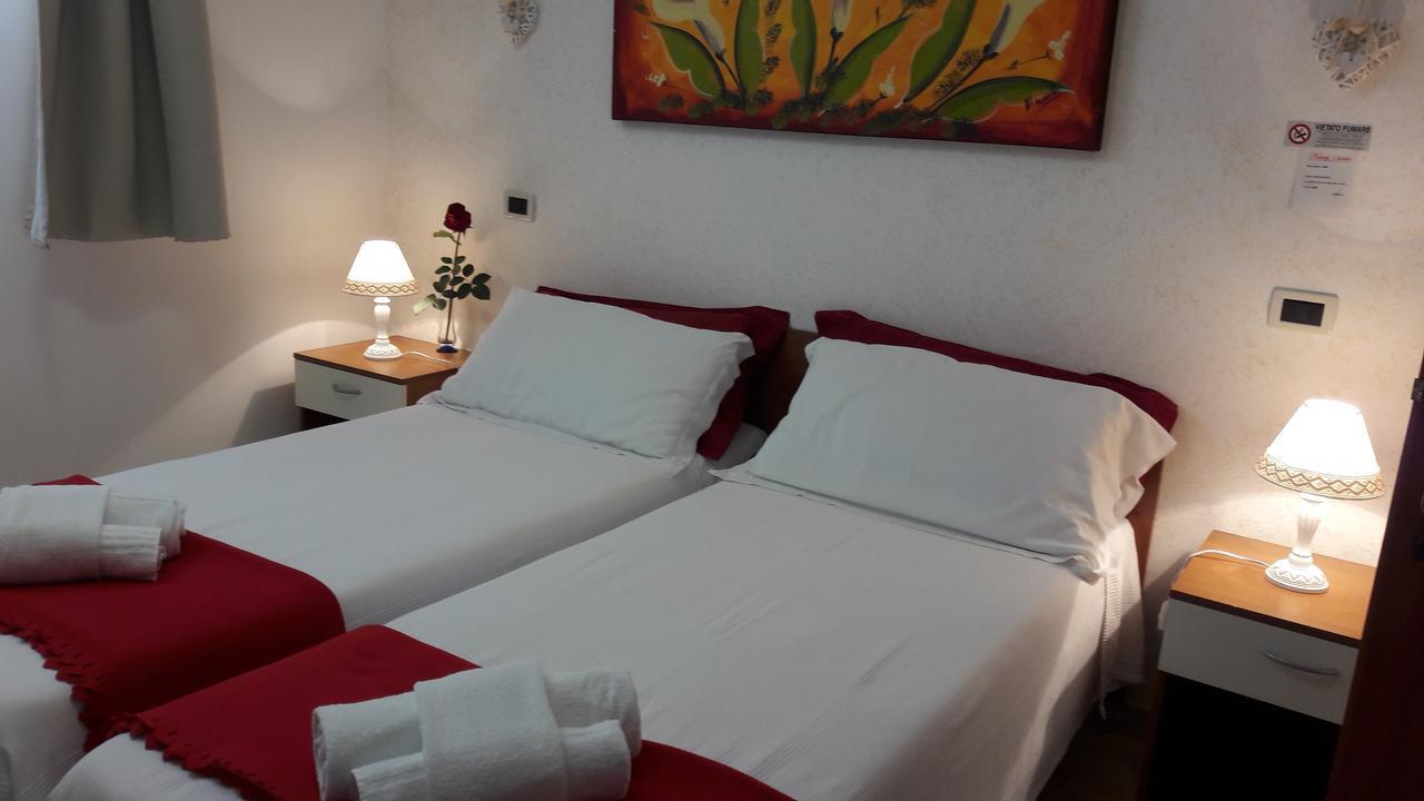 Nataly'S House Bed&Breakfast La Massimina-Casal Lumbroso Exterior foto