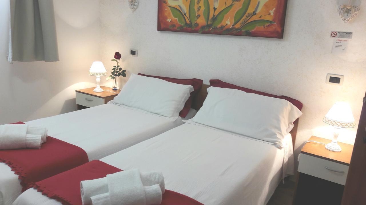 Nataly'S House Bed&Breakfast La Massimina-Casal Lumbroso Exterior foto